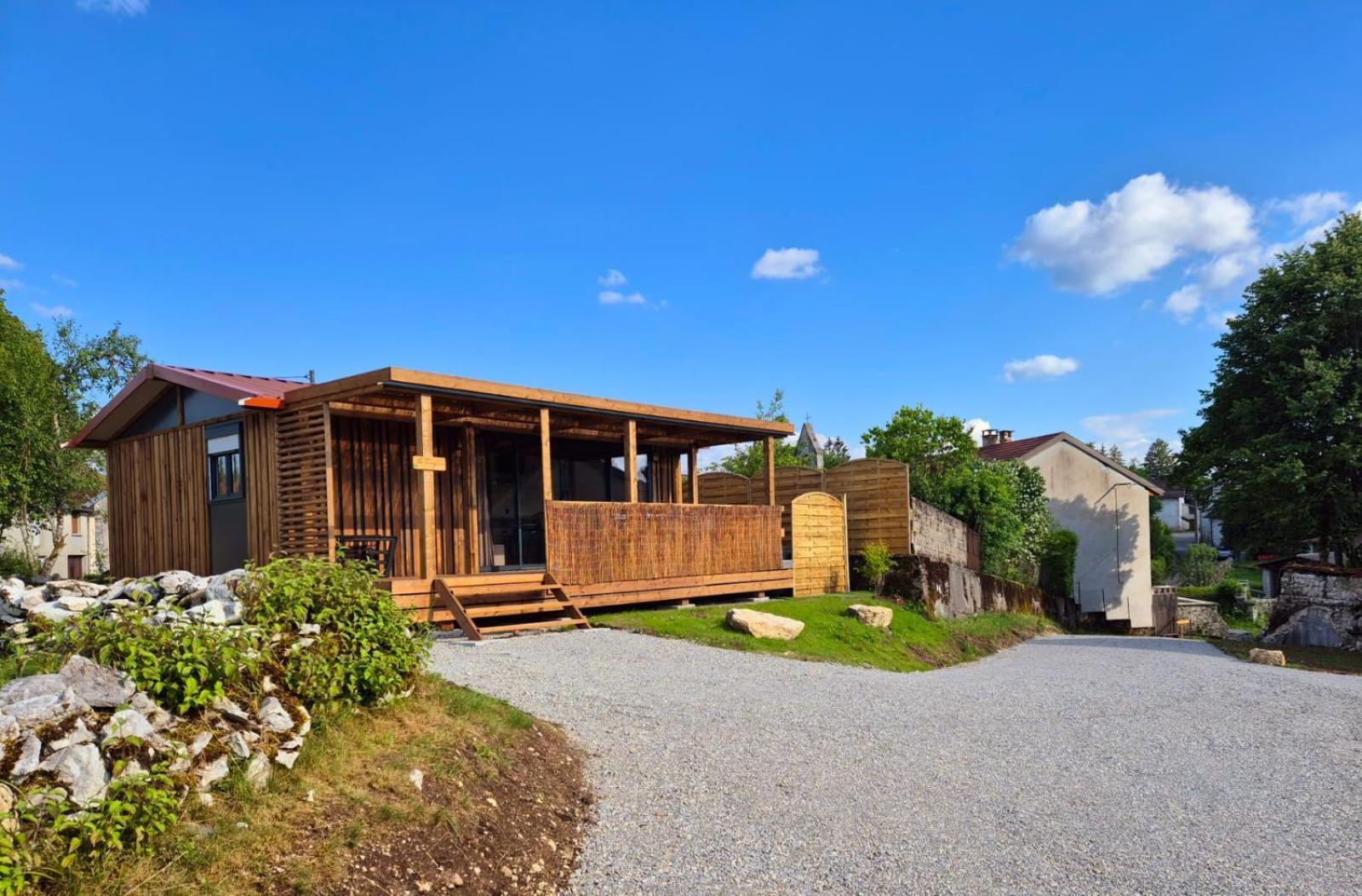 Les Lodges D'Emeraude Maisod Экстерьер фото